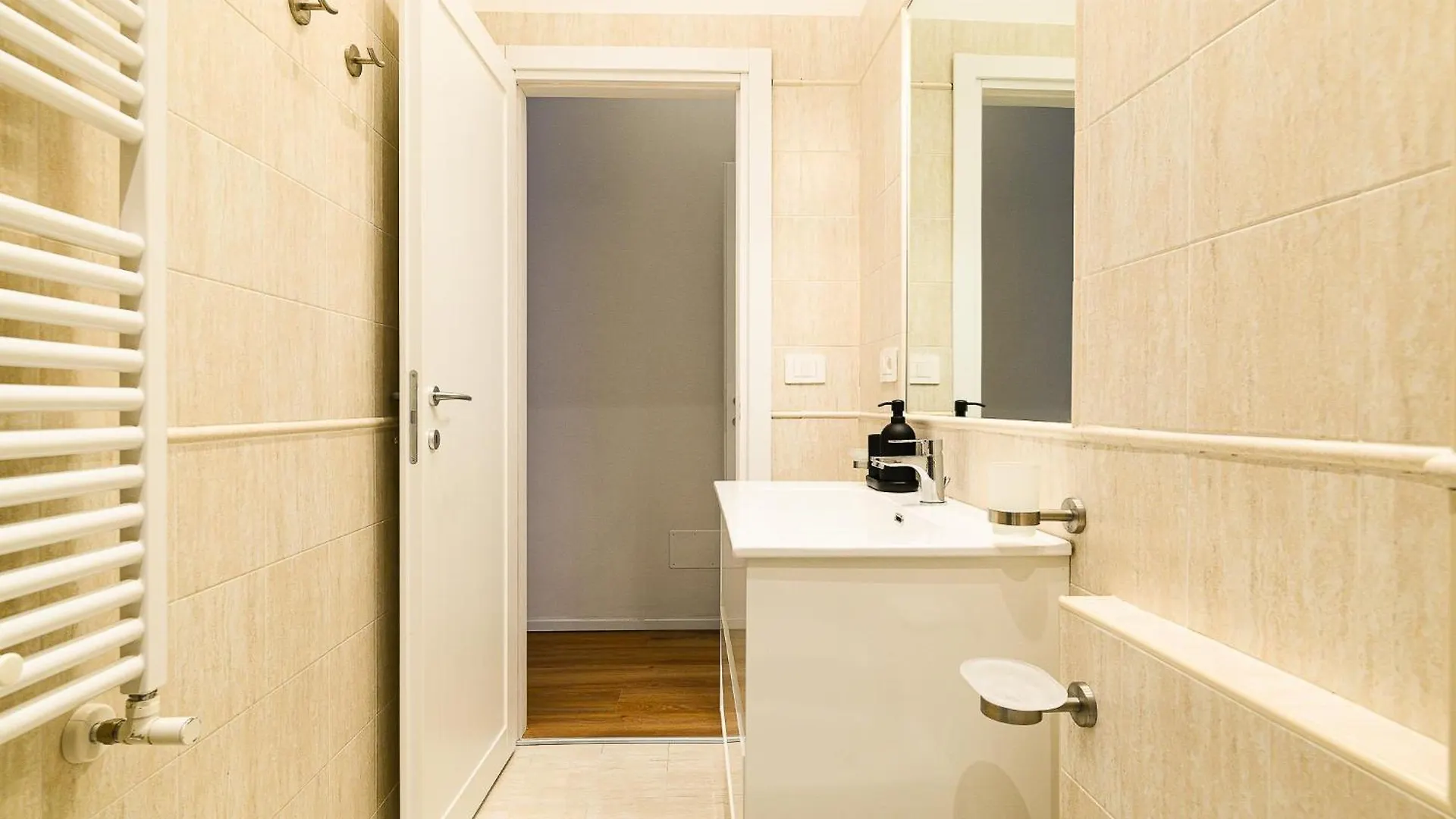 Central Near Vatican By Ndp Rent Rome